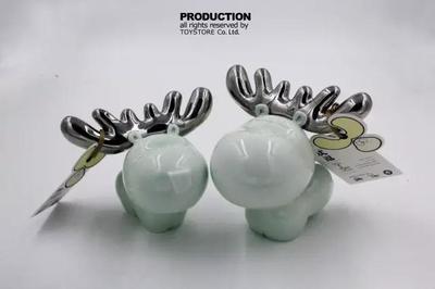 建筑設計師轉行原創潮流玩具，用中國版Kaws概念贏得投資青睞