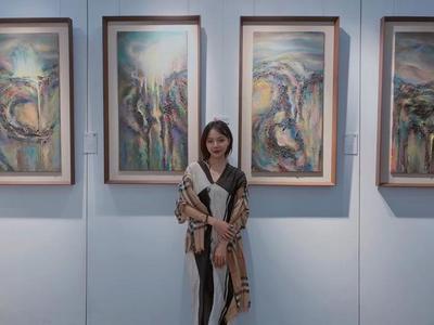 廈門新銳美女藝術家上美西舟亮相2019中國(廈門)國際收藏投資博覽會，專業會務服務護航藝術之旅